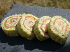 roulé courgettes et saumon fumé.jpg